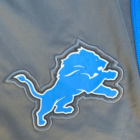 Nike NFL Detroit Lions dri fit  Athletic Shorts in Blue and Gray - Picture 2 of 7